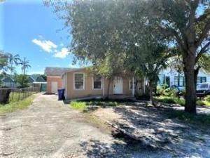 3712 14 Street - Photo 1