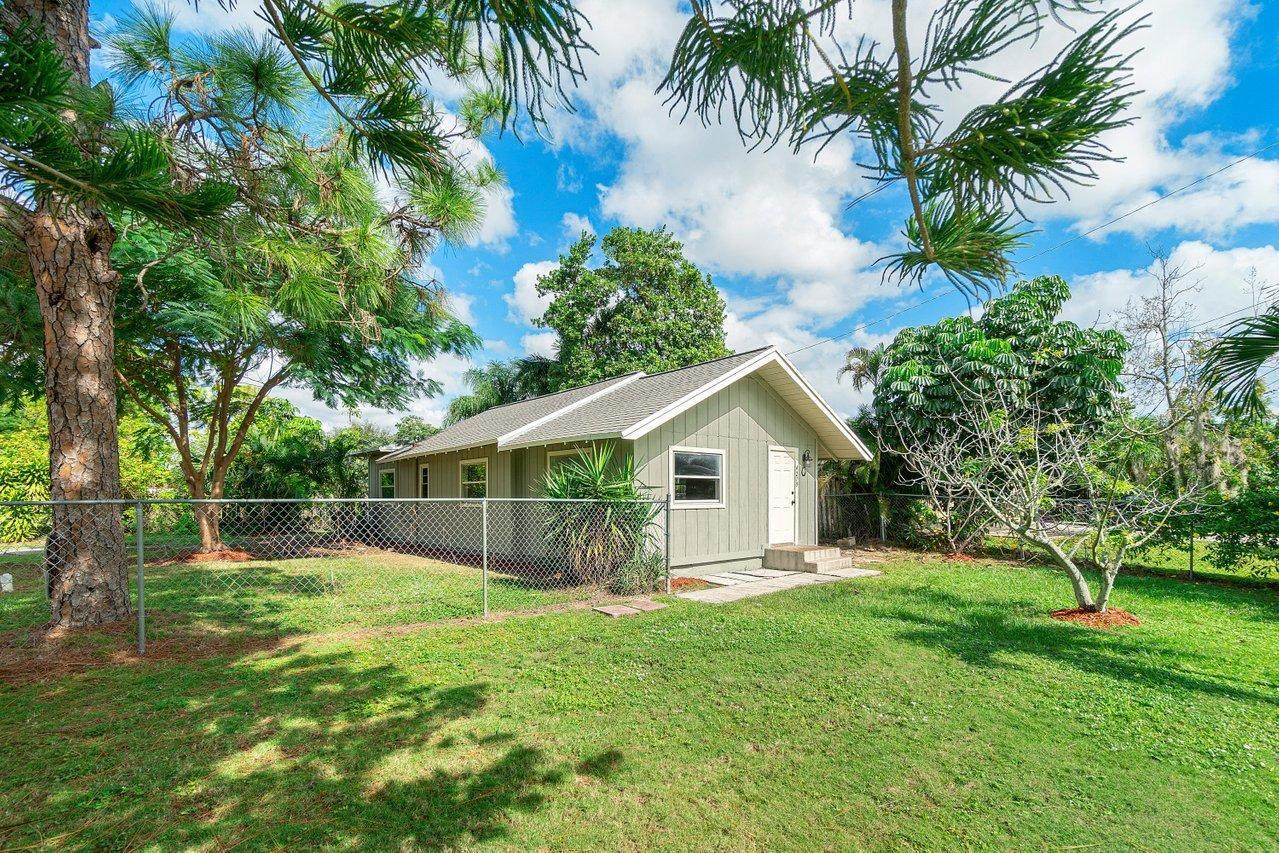 4279 Narcissus Avenue - Photo 1
