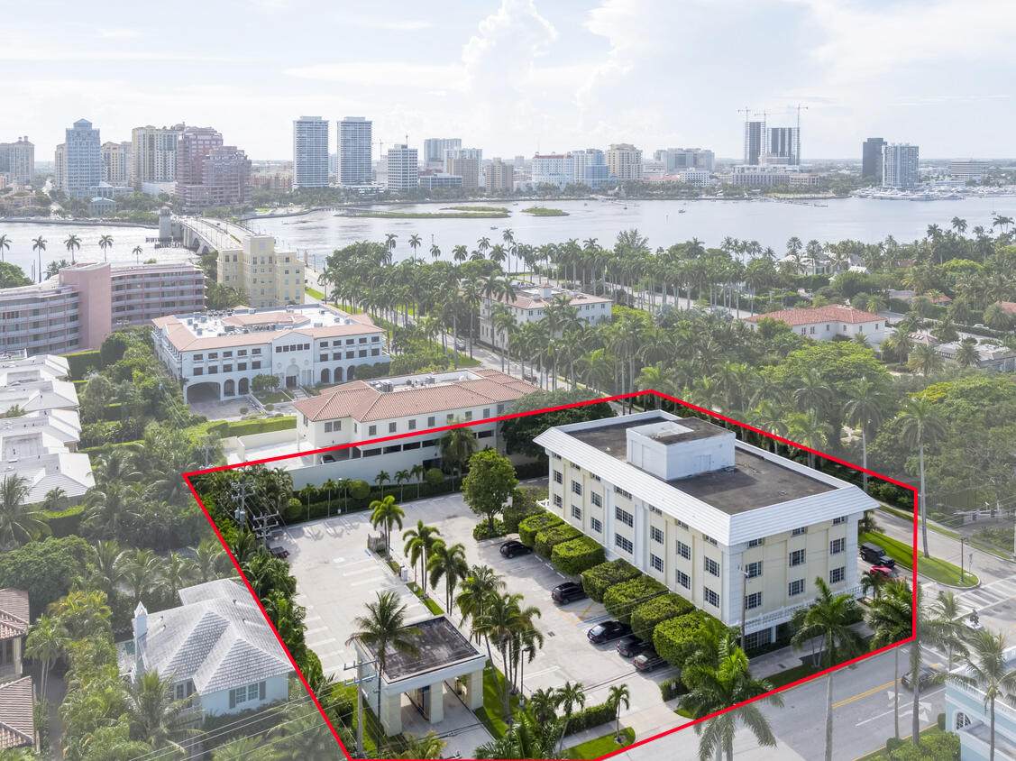 400 Royal Palm Way - Photo 1