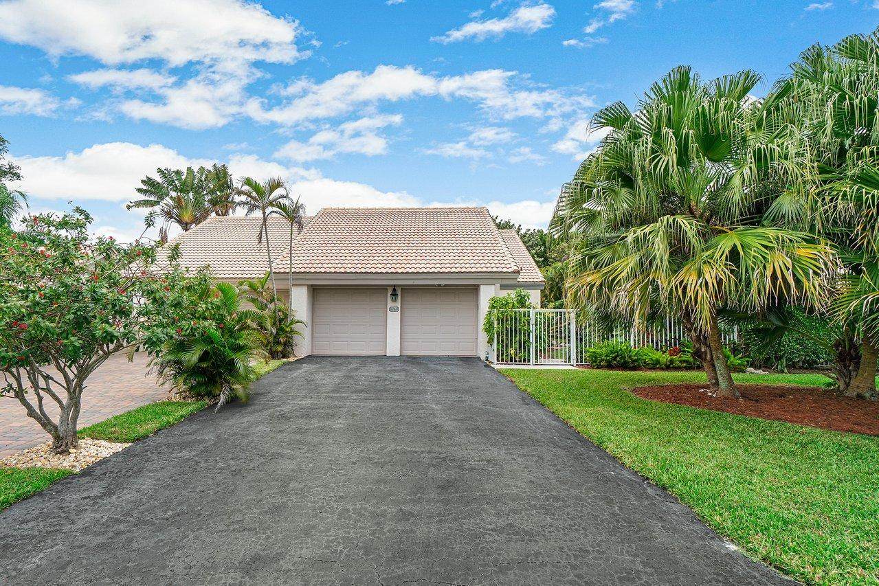 9749 Erica Court - Photo 1