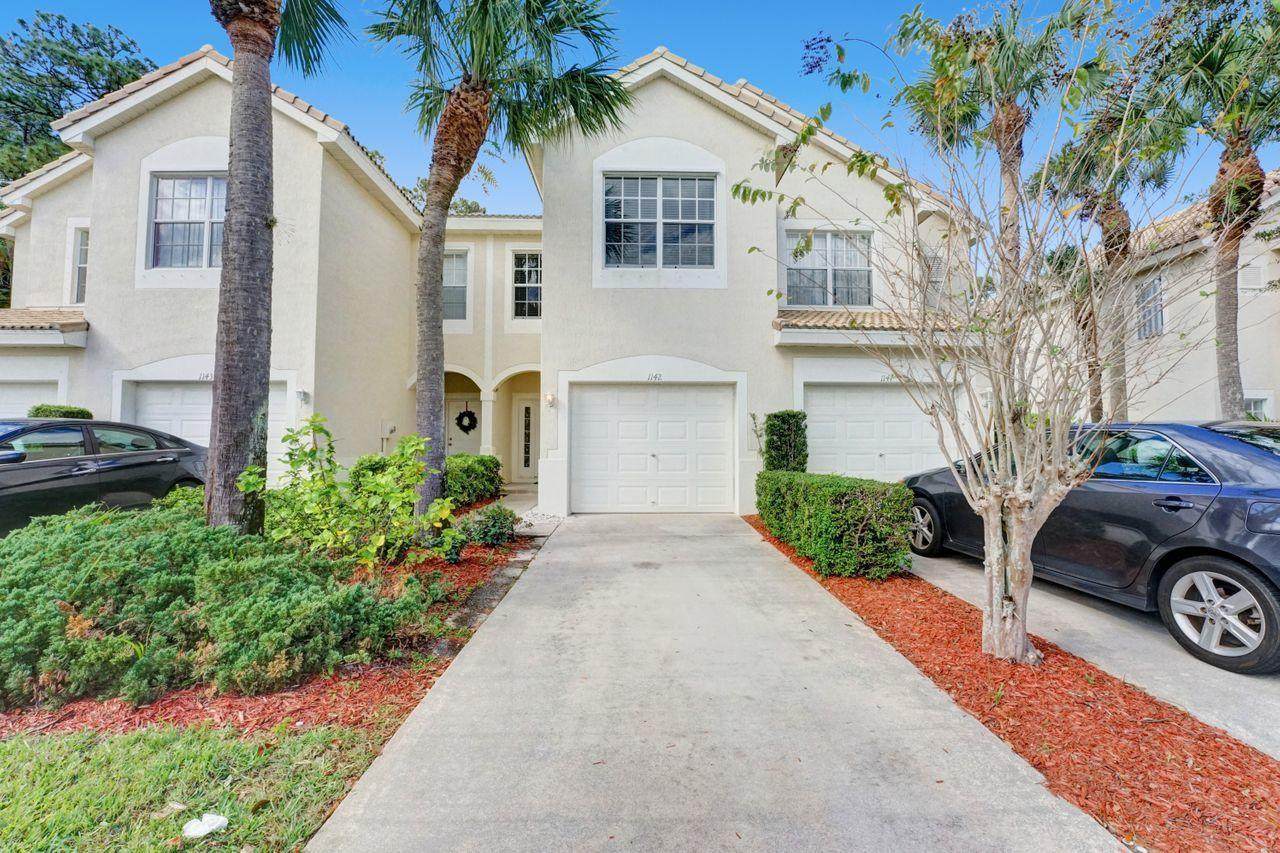 1142 Woodfield Court - Photo 1