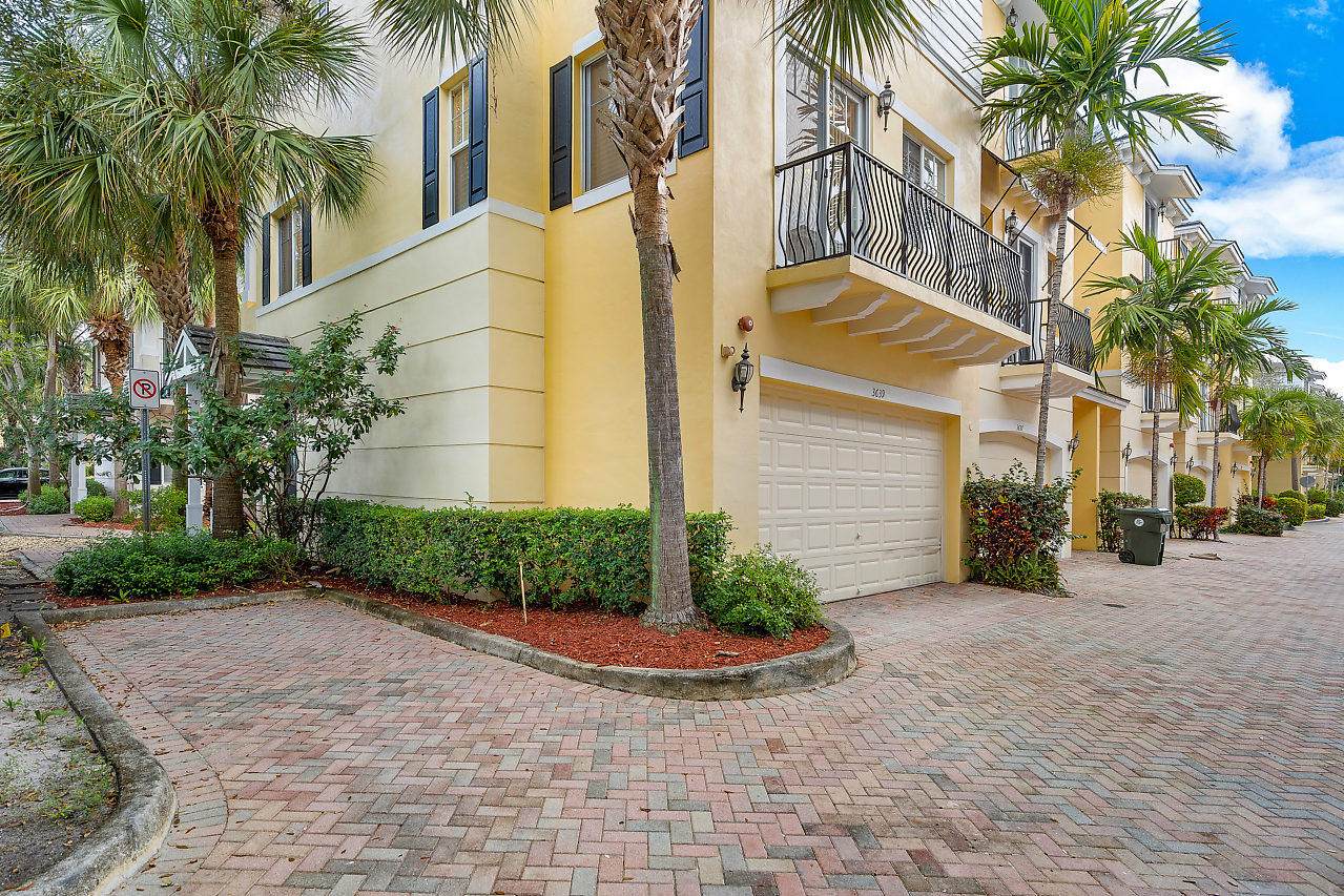 3639 5th Terrace - Photo 1