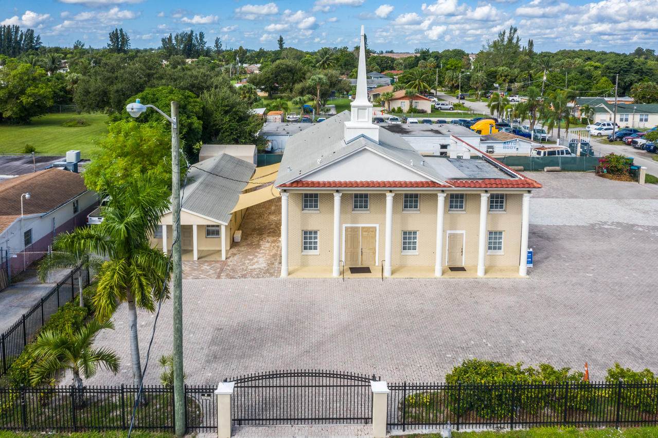 2385 Military Trail - Photo 1