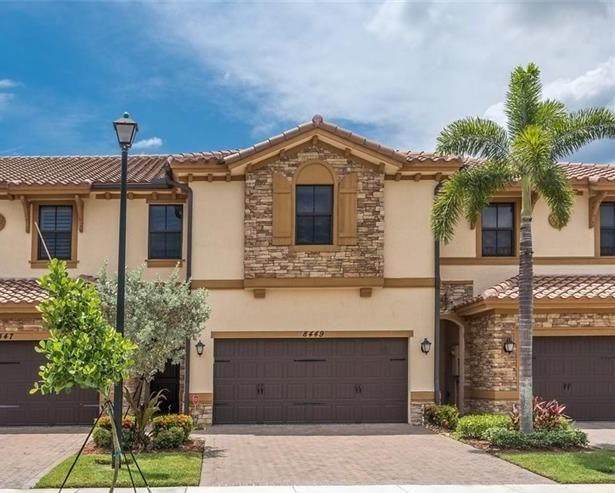 8449 Lake Majesty Lane - Photo 1