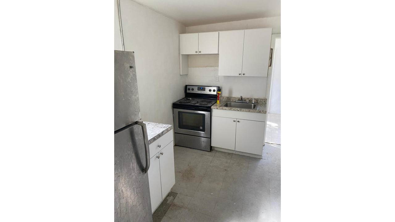 244 21st Street - Photo 1