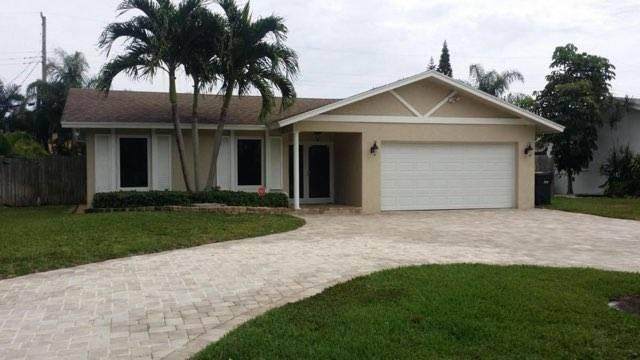 637 Ibis Drive - Photo 1