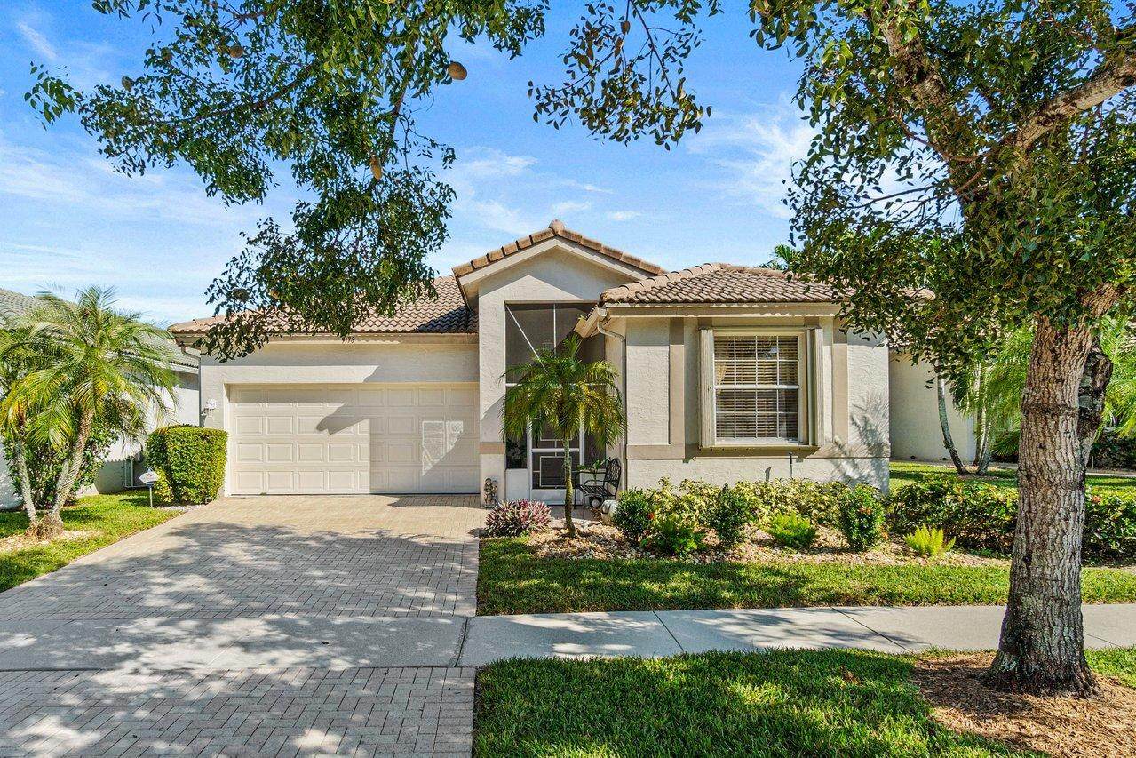 9173 Bay Point Circle - Photo 1