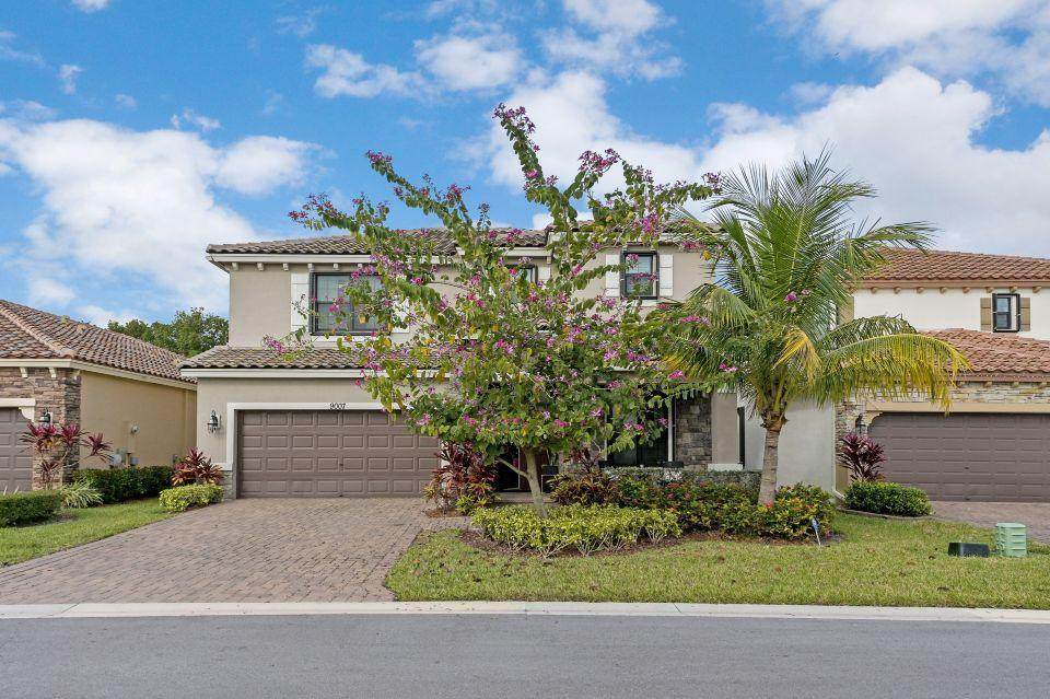 9007 Gulf Cove Drive - Photo 1