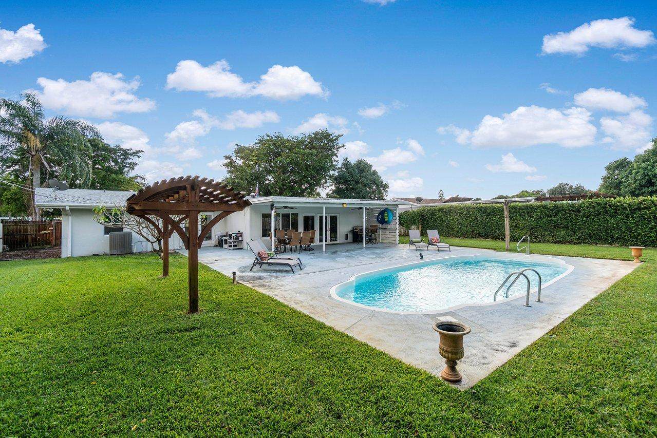 1711 Mango Circle - Photo 1