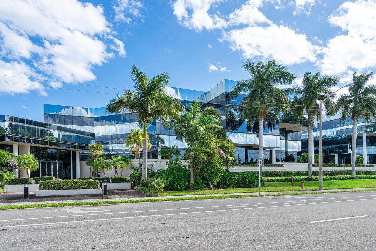 4800 Federal Highway - Photo 1