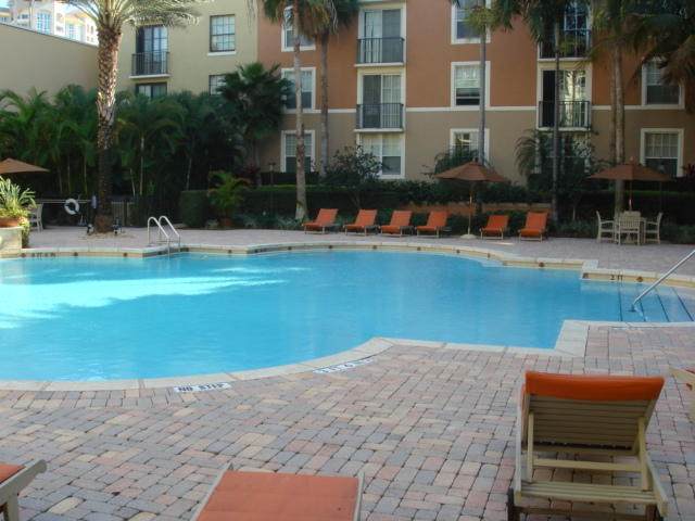 720 Sapodilla Avenue - Photo 1