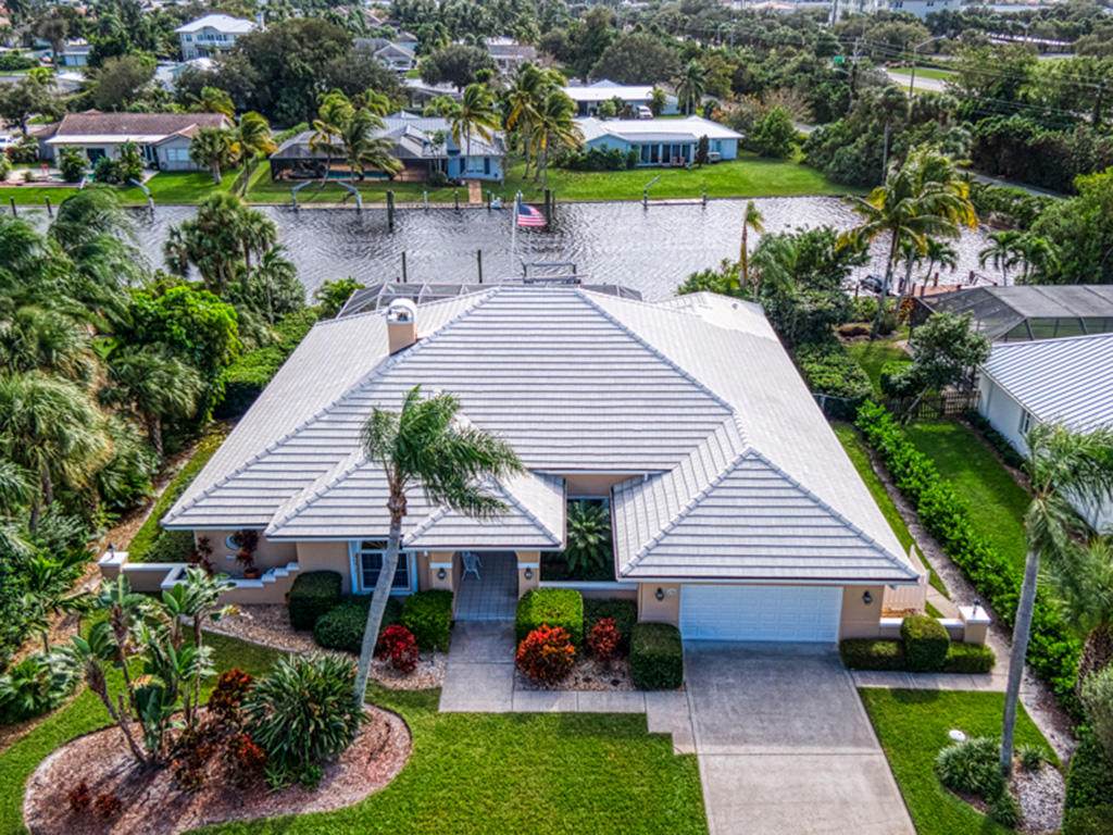 245 Sea Gull Avenue - Photo 1