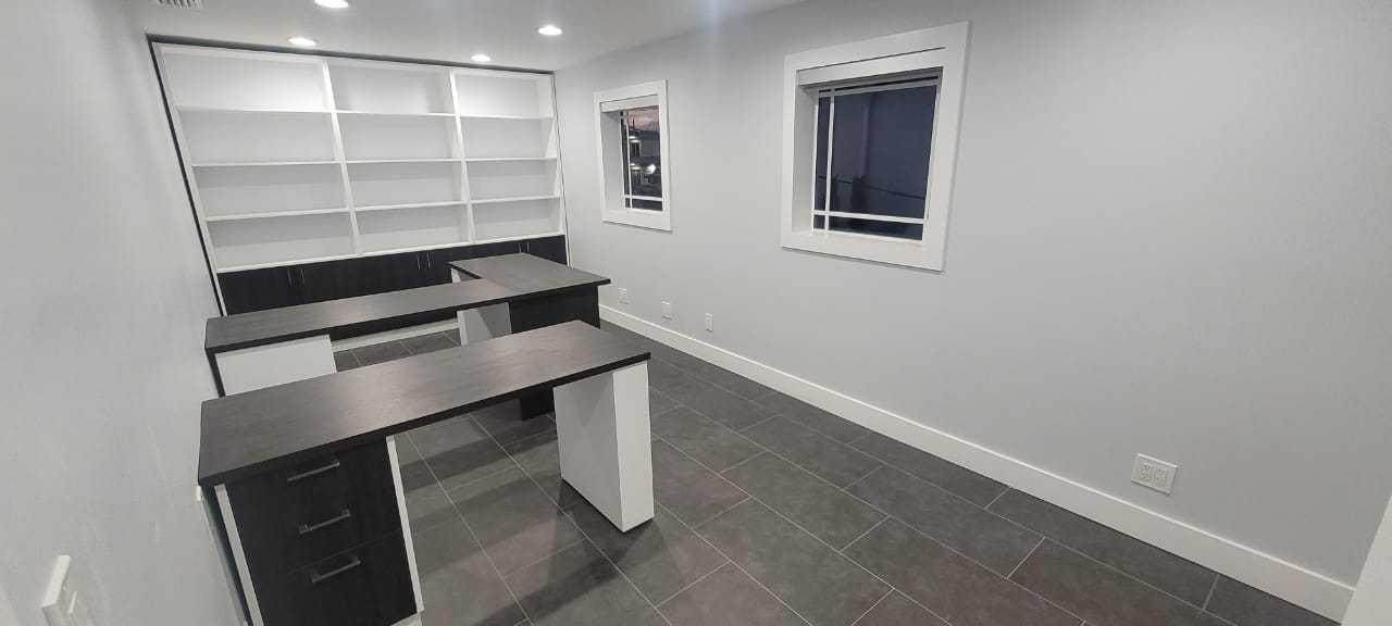 817 9 Street - Photo 1