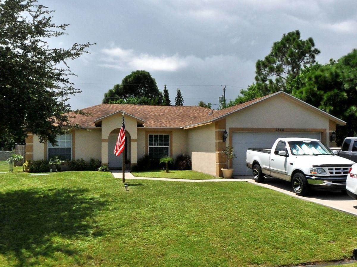 1844 Gifford Street - Photo 1