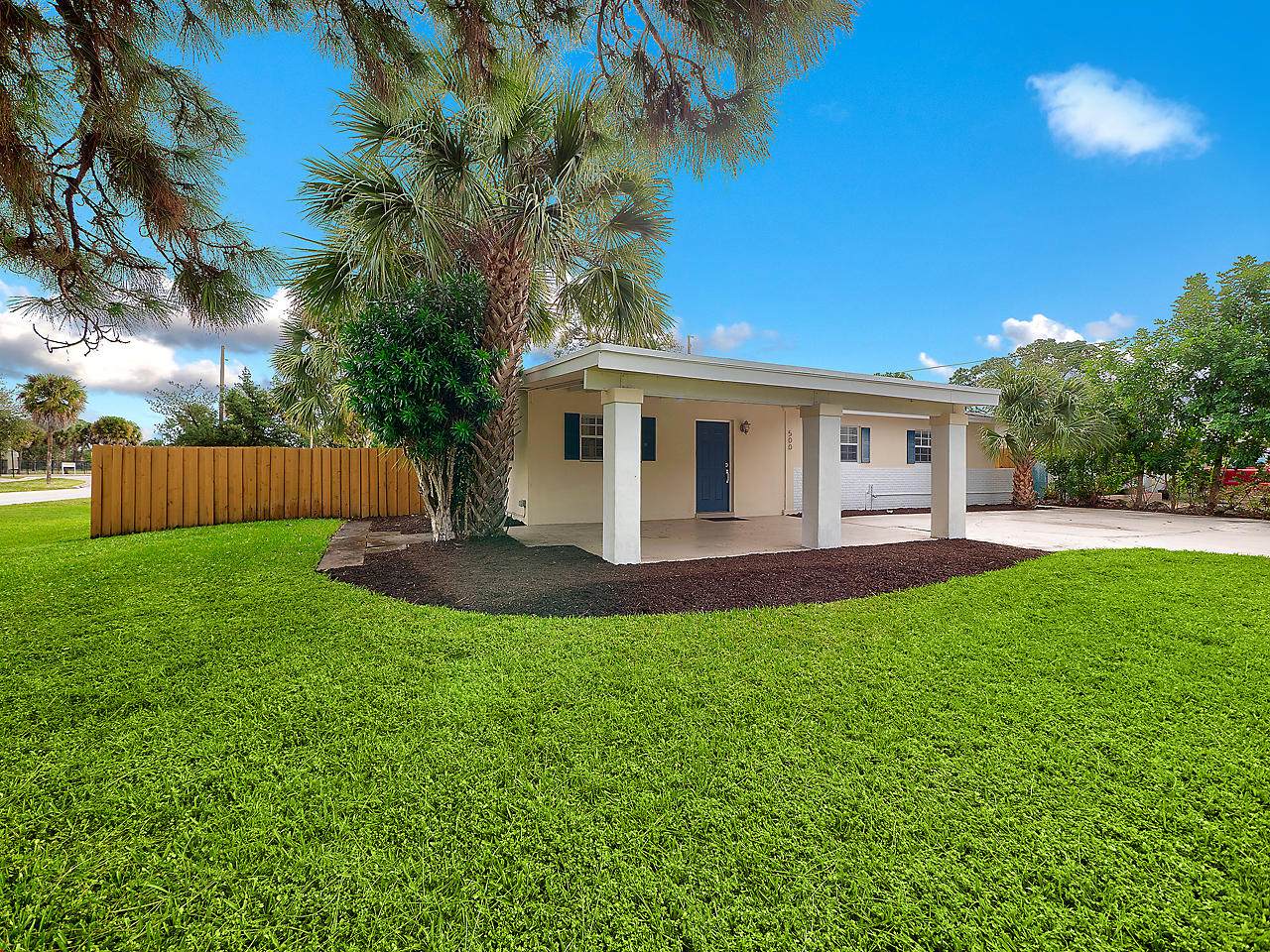 500 Ivy Avenue - Photo 1