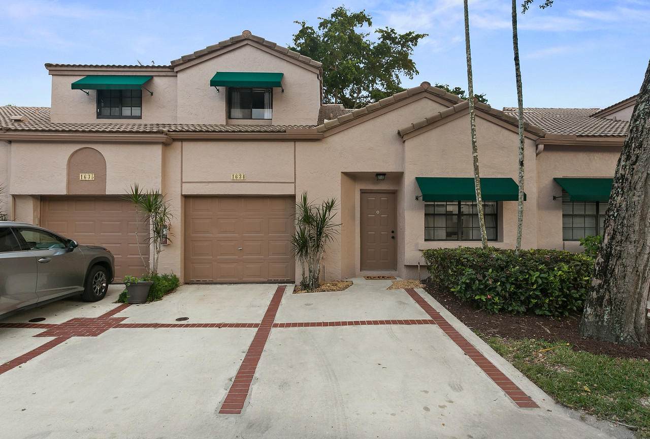 1634 Cypress Pointe Drive - Photo 1