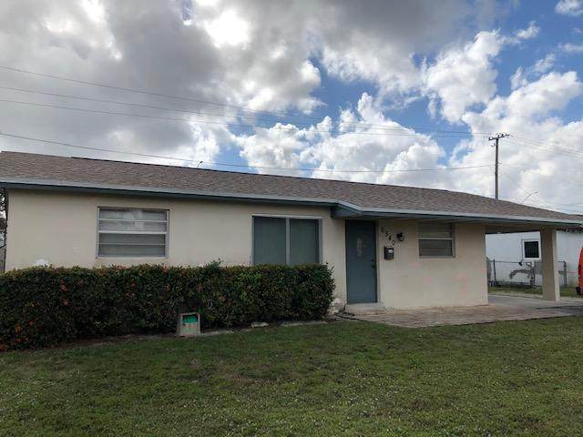 6540 5 Street - Photo 1