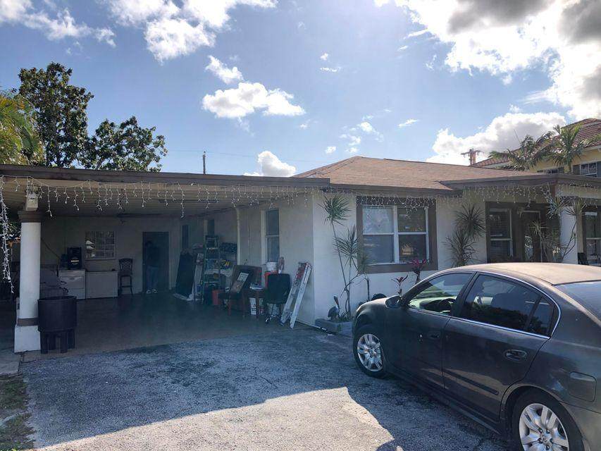 4434 Venus Avenue - Photo 1