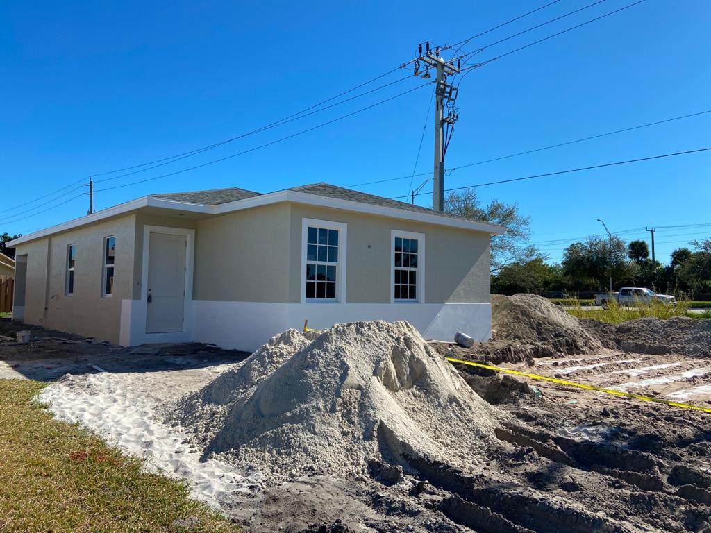 54 Ethelyn Drive - Photo 1