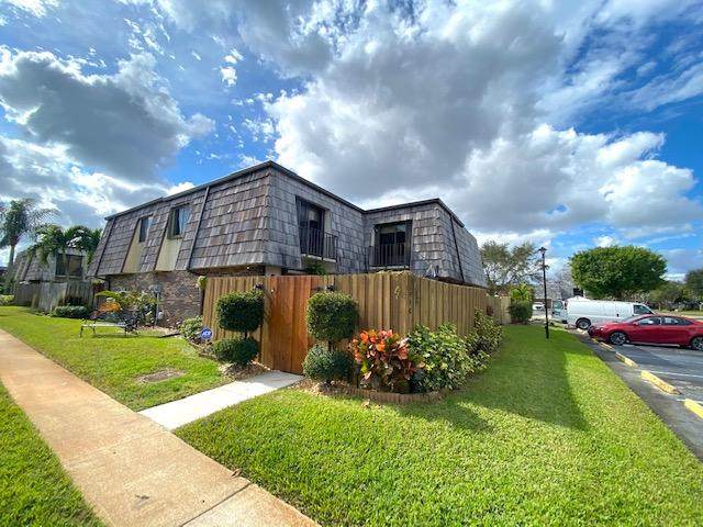1594 Forest Lakes Circle - Photo 1