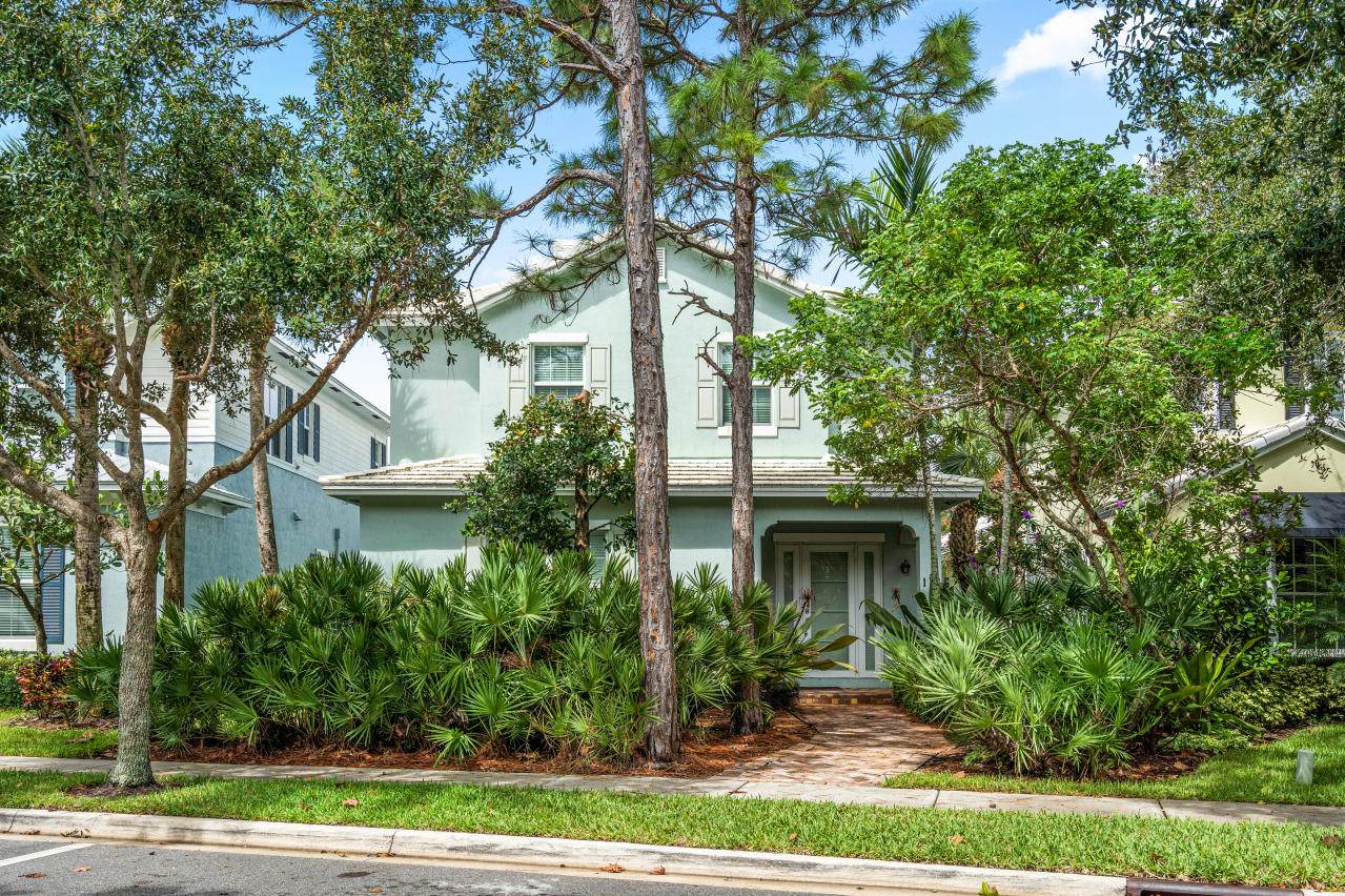 116 Bay Cedar Circle - Photo 1