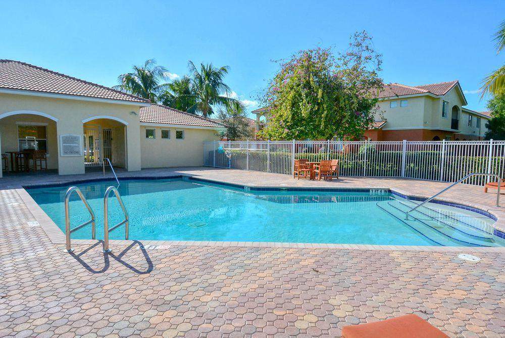 47 Sedona Circle - Photo 1