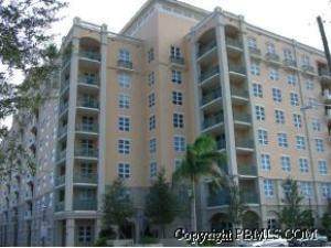 403 Sapodilla Avenue - Photo 1