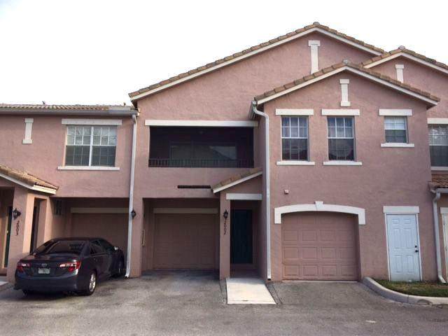 2002 Belmont Place - Photo 1