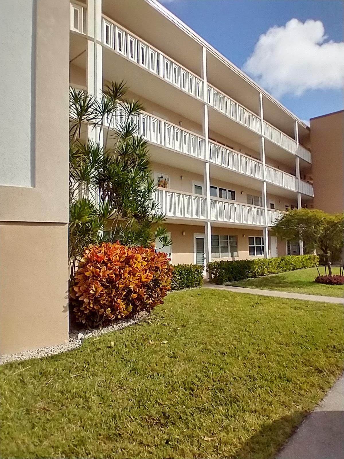 445 Dover C - Photo 1