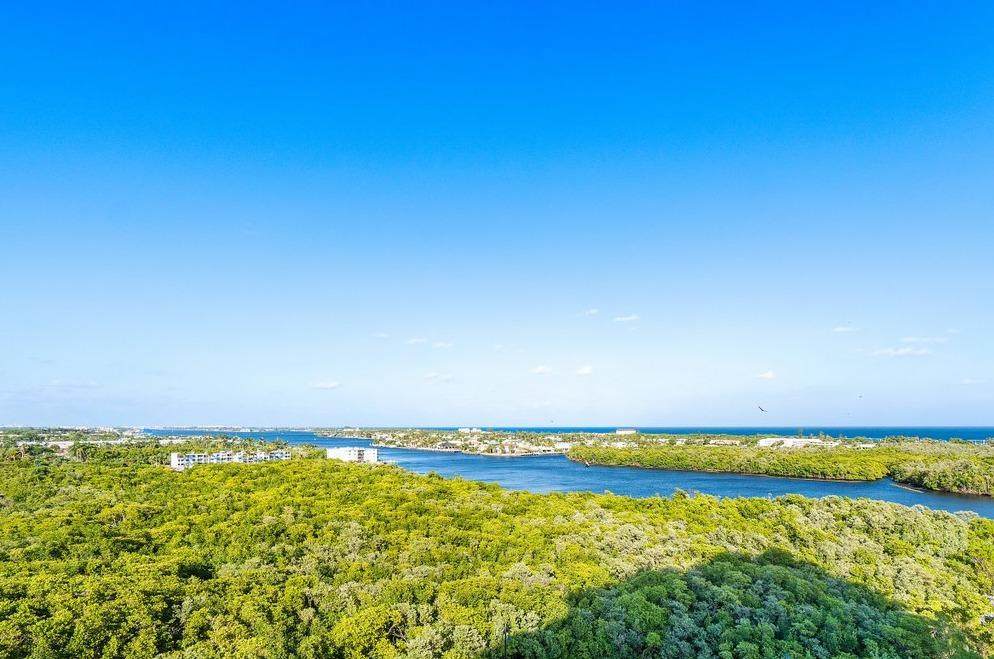700 Boynton Beach Boulevard - Photo 1