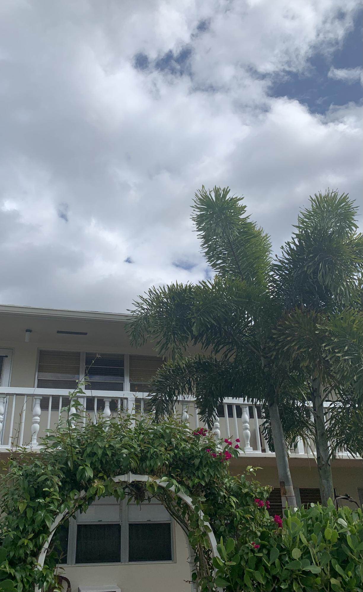 204 Canterbury I - Photo 1