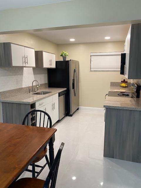 2562 Garden Drive - Photo 1