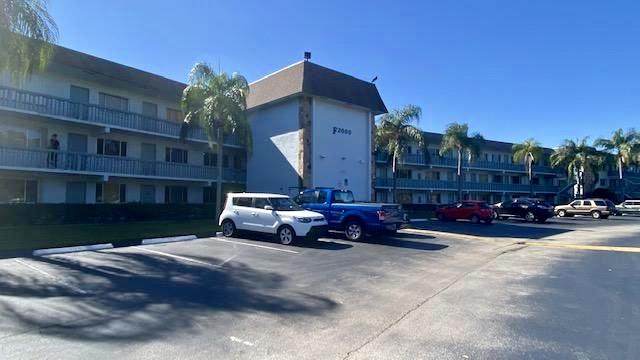 2000 Springdale Boulevard - Photo 1