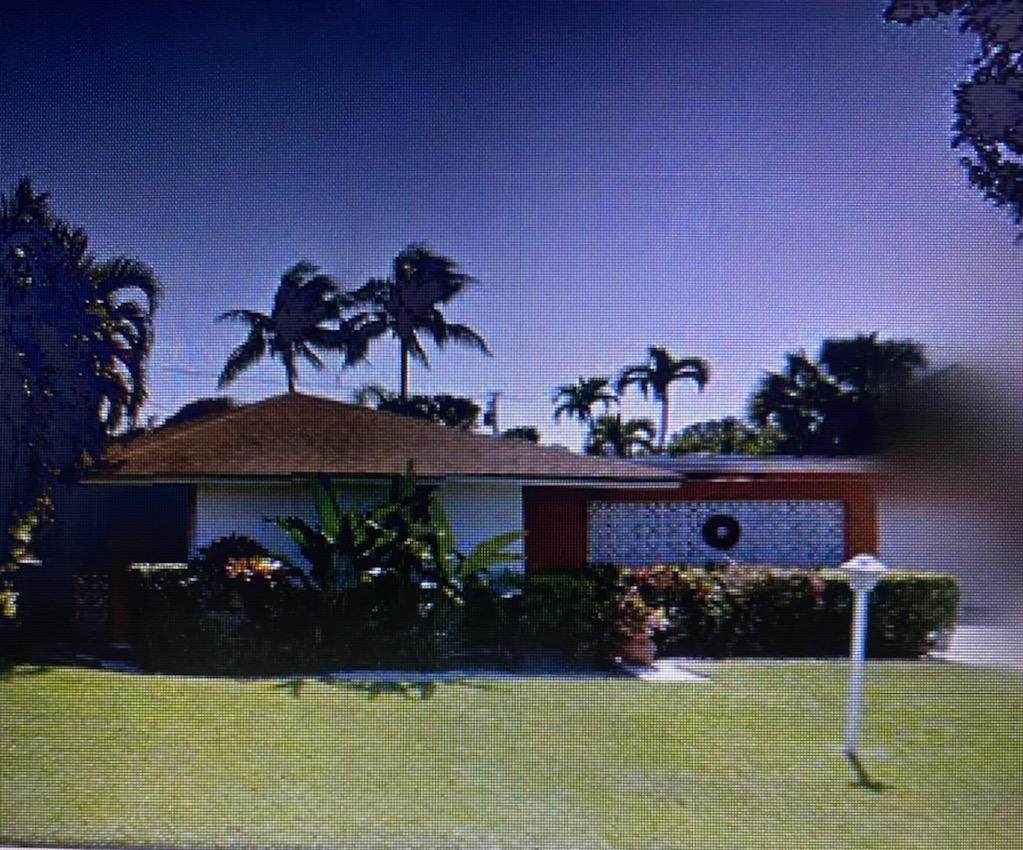 1612 42nd Street - Photo 1