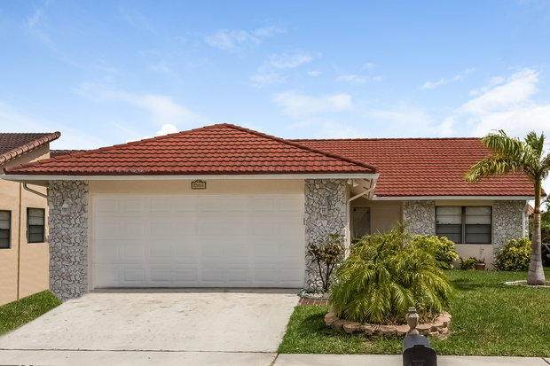 7584 Silver Woods Court - Photo 1