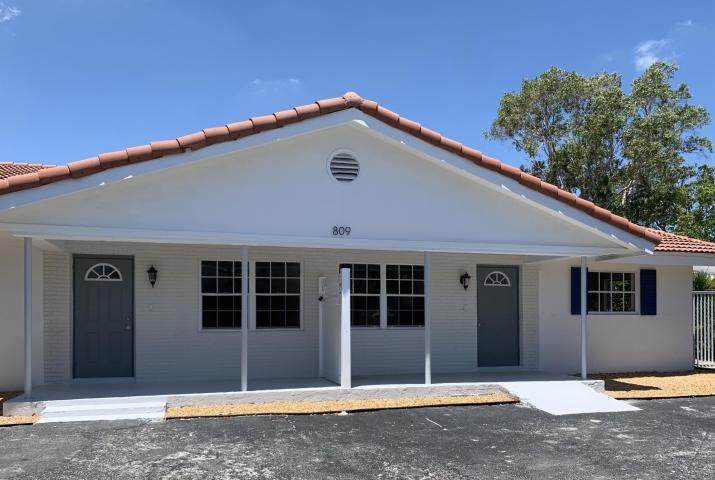 809 4th Street - Photo 1