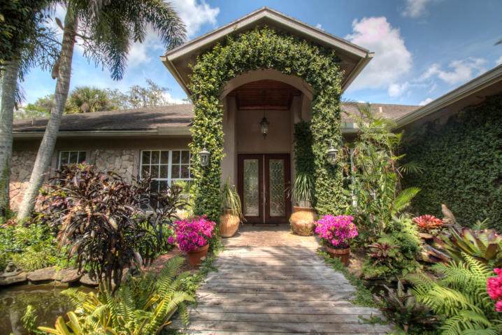 11187 90th Street - Photo 1