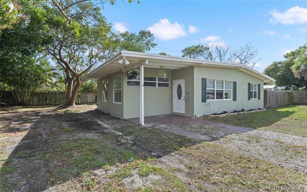 1315 Oak Lane Drive - Photo 1