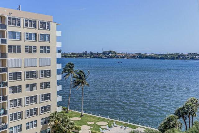2600 Flagler Drive - Photo 1