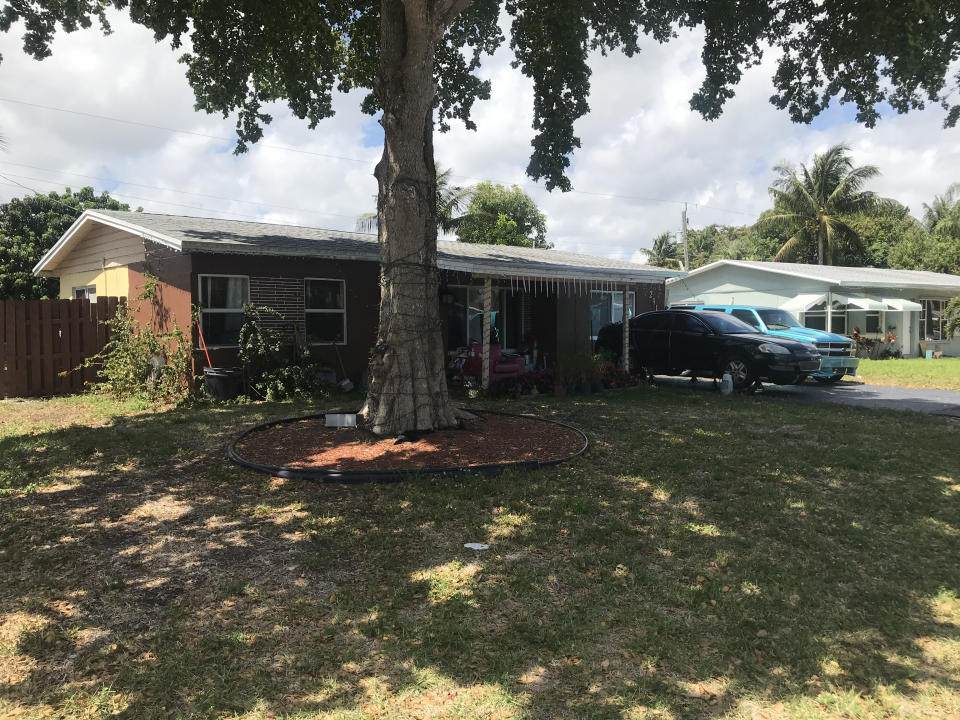 2911 10th Terrace - Photo 1