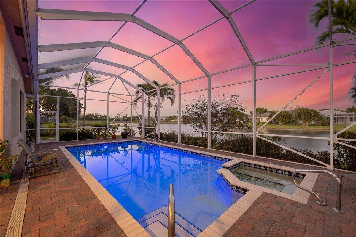9452 Lantern Bay Circle - Photo 1