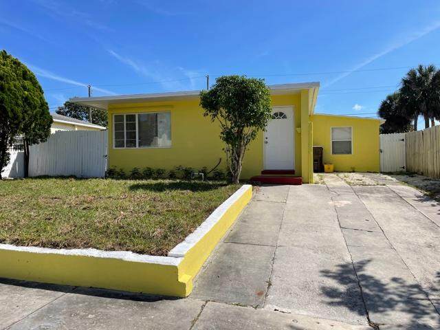 924 38th Street - Photo 1