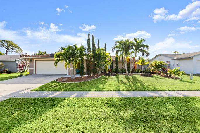 159 Dove Circle - Photo 1