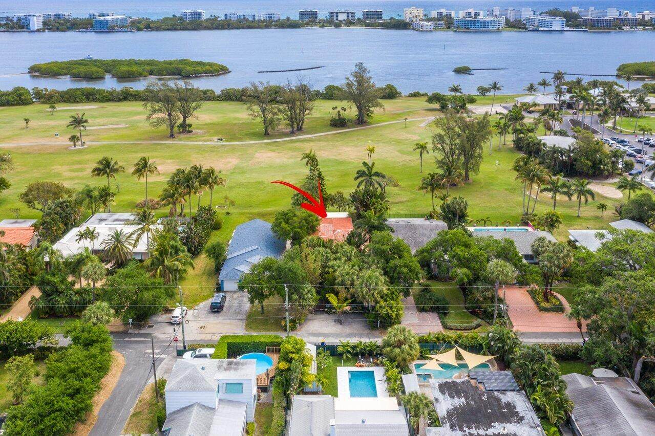 728 Golfview Road - Photo 1