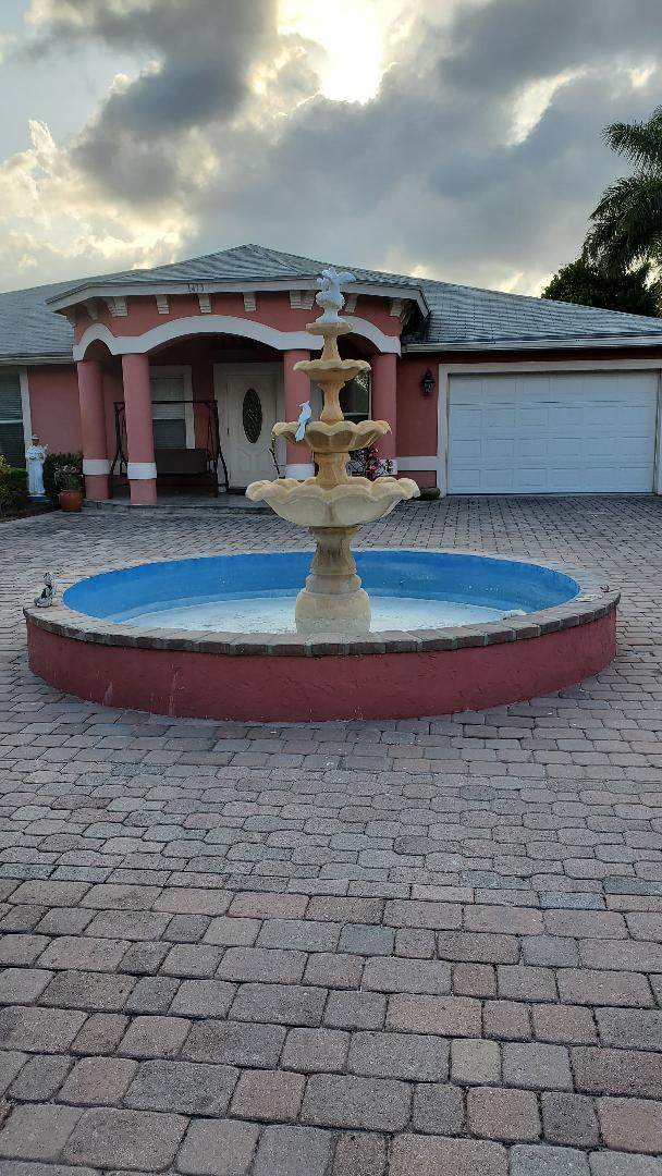 1415 Barton Road - Photo 1