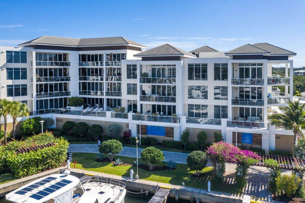 2700 Donald Ross Road - Photo 1