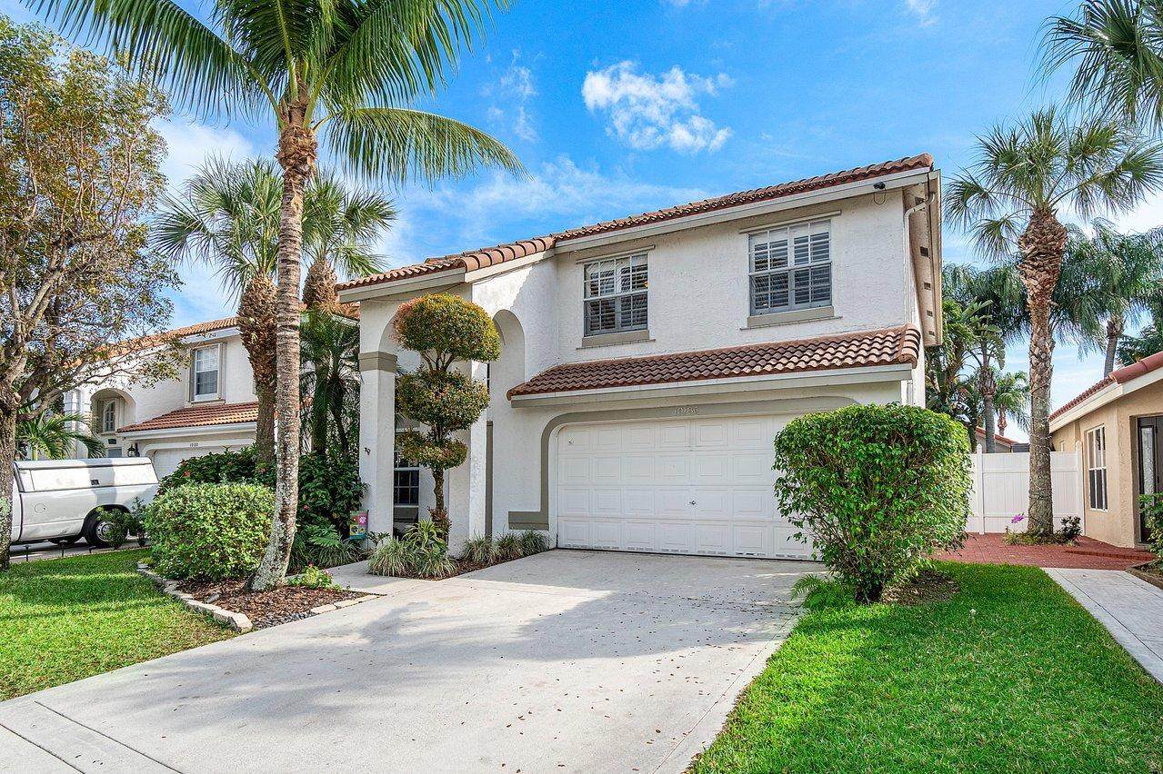 10186 Breezeway Place - Photo 1
