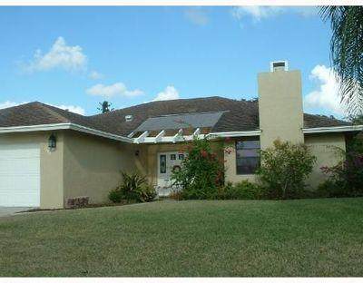 1202 Essex Drive - Photo 1
