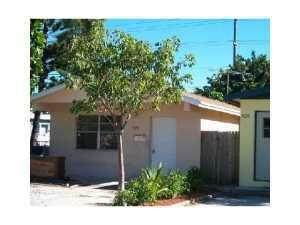 524 F Street - Photo 1