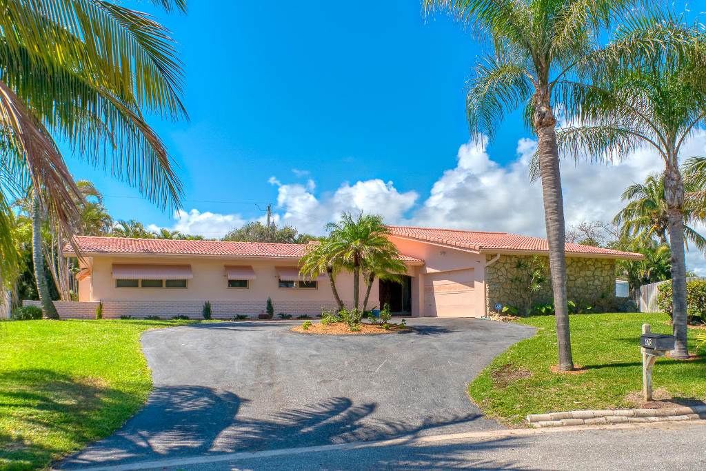 470 Sunrise Way - Photo 1